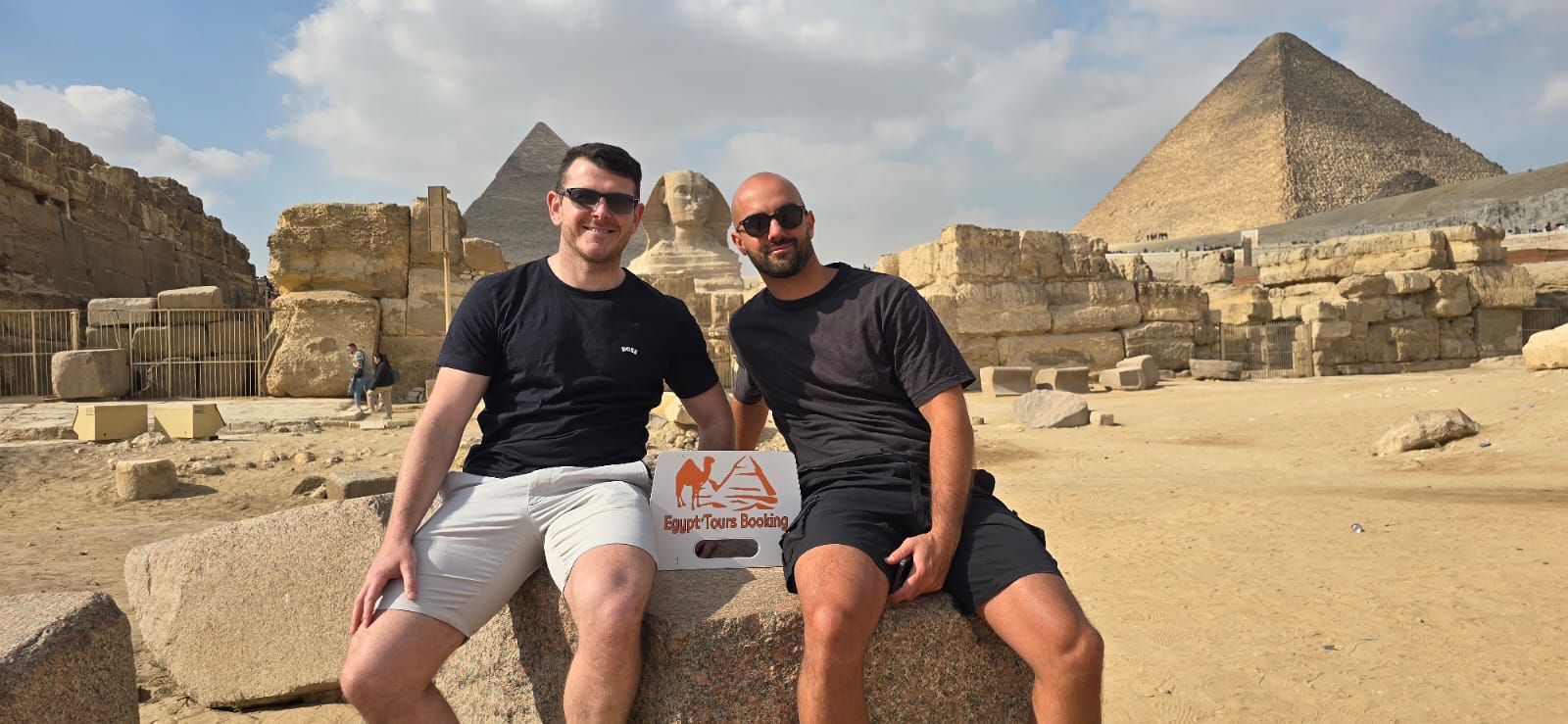 Giza pyramids ,Memphis and Sakkara day tour